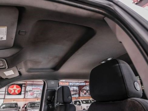 Used 2024 GMC Sierra 3500 Pro w/ Convenience Package image 27