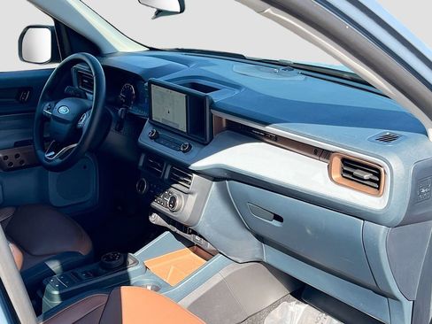 Used 2024 Ford Maverick Lariat w/ 4K Tow Package image 7