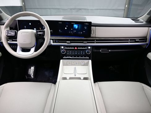 Certified 2024 Hyundai Santa Fe Limited AWD/4WD image 19