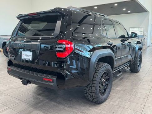 New 2026 Toyota 4Runner SR5 AWD/4WD image 35