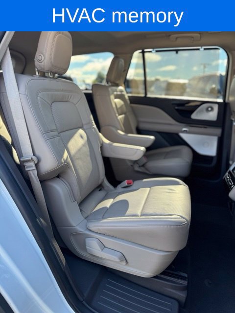 Used 2020 Lincoln Aviator Reserve w/ Equipment Group 202A AWD/4WD image 33