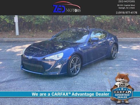 Used 2015 Scion FR-S RWD image 1