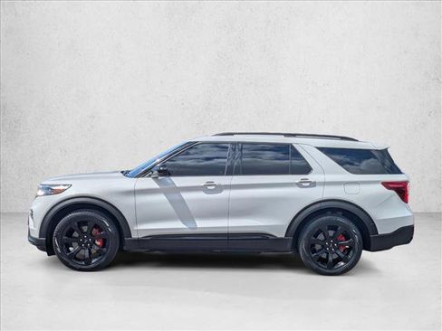 Used 2022 Ford Explorer ST w/ ST Street Pack RWD image 9