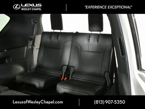 Used 2024 Lexus LX 600 4WD w/ Luxury Package image 30