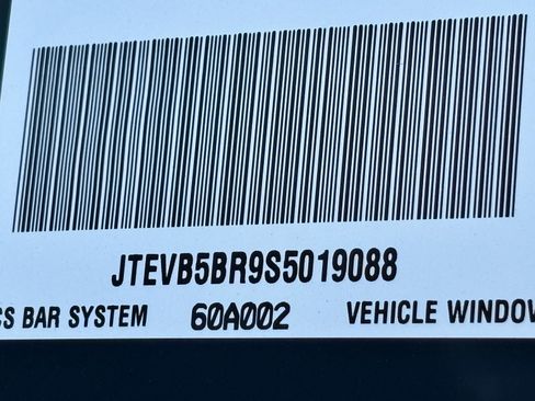 Certified 2025 Toyota 4Runner TRD Off-Road Premium w/ Tow Technology Package image 30