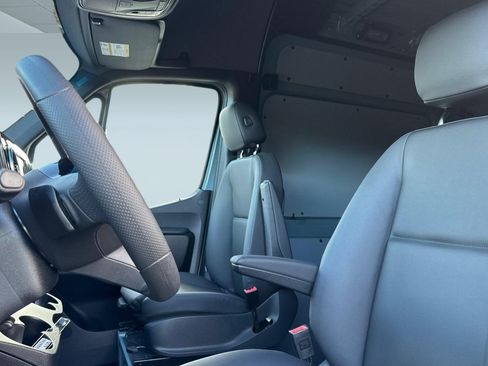 New 2026 Mercedes-Benz Sprinter 2500 image 17