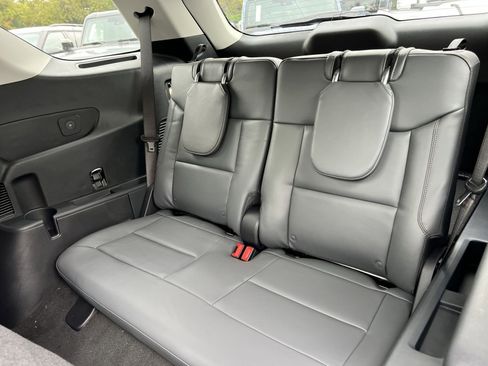 New 2026 Ford Explorer Active w/ Active Comfort Package image 26