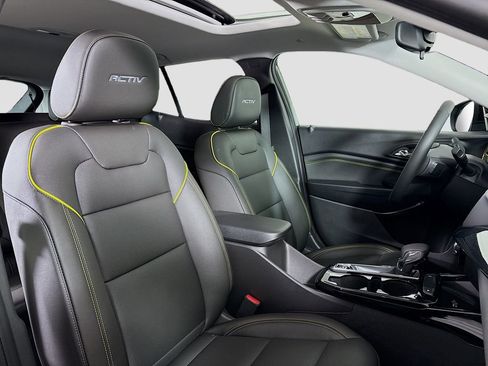 New 2026 Chevrolet Trax ACTIV w/ Sunroof Package image 27