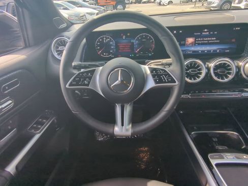 Certified 2024 Mercedes-Benz GLB 250 GLB 250 image 3
