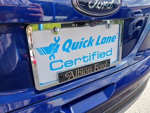 Used 2016 Ford Escape SE image 12