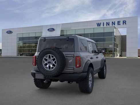 New 2025 Ford Bronco Badlands image 8