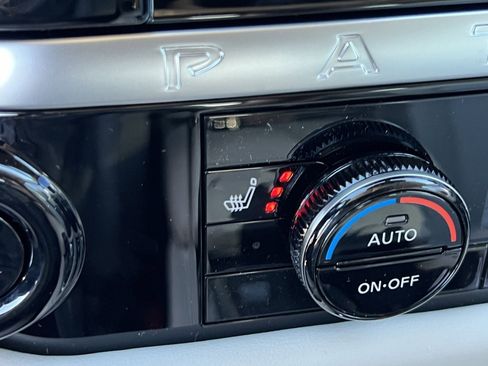 New 2026 Nissan Pathfinder SL image 12