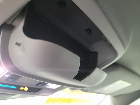 Used 2021 Ford Explorer XLT image 42