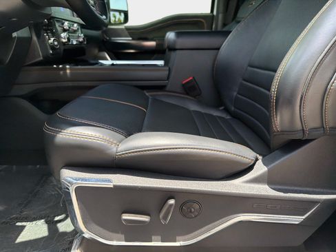Used 2024 Ford F250 Platinum AWD/4WD image 40