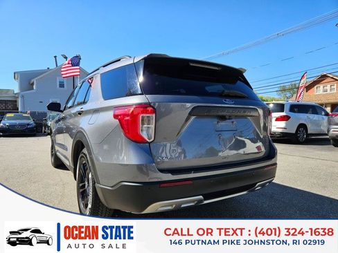 Used 2021 Ford Explorer XLT w/ Equipment Group 202A RWD image 3
