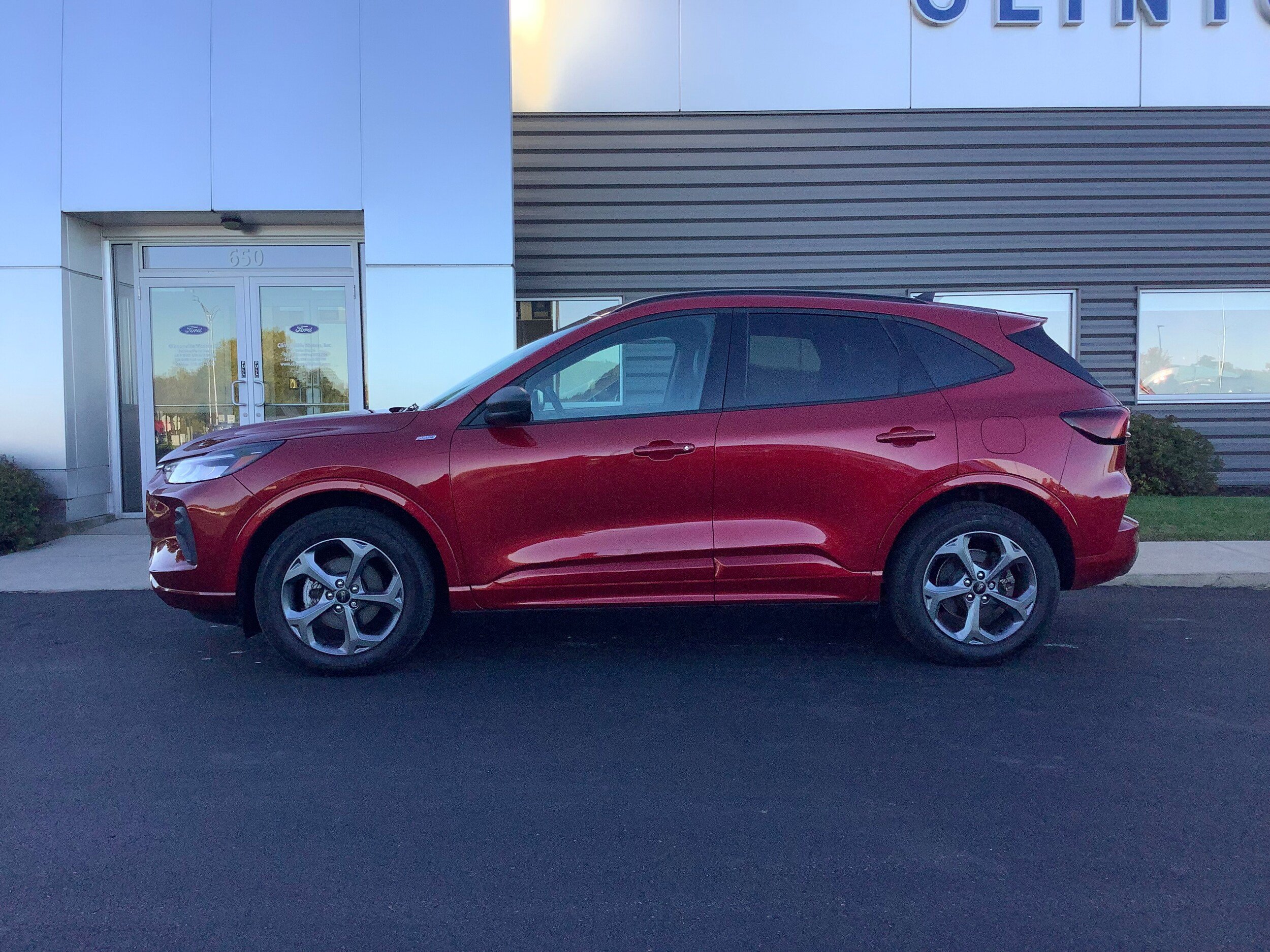 Certified 2024 Ford Escape ST-Line w/ Tech Pack #1 AWD/4WD image 2