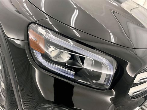 Certified 2022 Mercedes-Benz GLB 250 image 26
