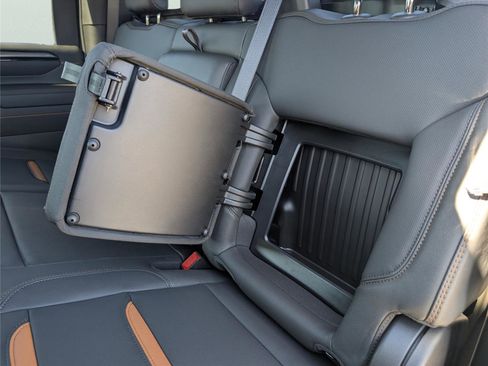 New 2026 GMC Sierra 2500 AT4 w/ AT4 Premium Plus Package AWD/4WD image 25