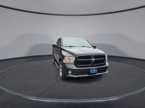 Used 2018 RAM 1500 Express w/ Express Value Package AWD/4WD image 2