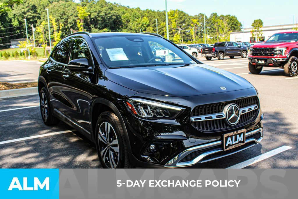 Used 2025 Mercedes-Benz GLA 250 image 3