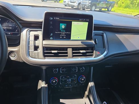 Certified 2023 Chevrolet Suburban Premier AWD/4WD image 18