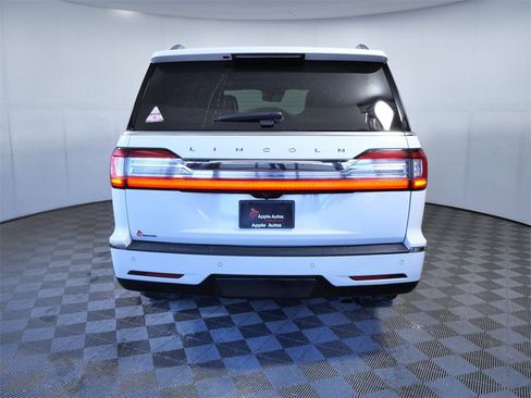 Used 2020 Lincoln Navigator Reserve w/ Luxury Package image 7