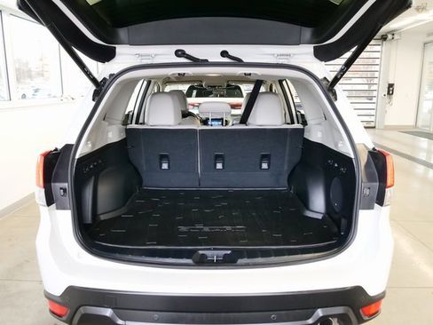 Used 2024 Subaru Forester Limited image 13