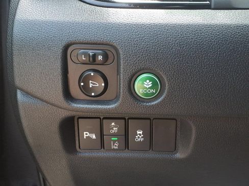 Used 2019 Honda Pilot Touring image 23