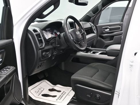 Used 2025 RAM 1500 Big Horn AWD/4WD image 16