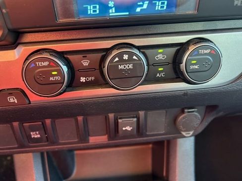 Used 2023 Toyota Tacoma SR image 15