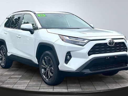 Used 2025 Toyota RAV4 XLE Premium AWD/4WD image 3
