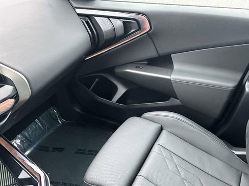 Certified 2025 BMW X3 xDrive30i w/ Premium Package image 38