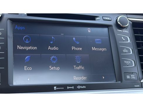 Certified 2019 Toyota Highlander Limited Platinum AWD/4WD image 18