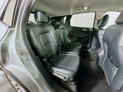 Used 2022 Ford Escape SEL image 32