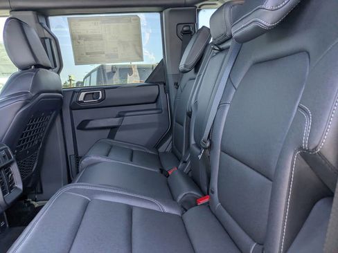 New 2025 Ford Bronco Badlands AWD/4WD image 13