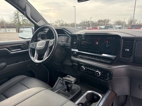 Certified 2024 GMC Sierra 1500 SLT w/ SLT Premium Package image 20