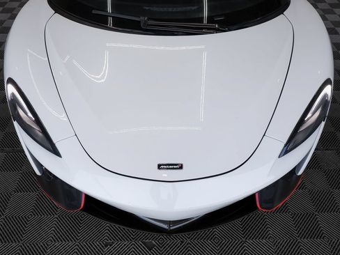 Used 2018 McLaren 570S Spider RWD image 9