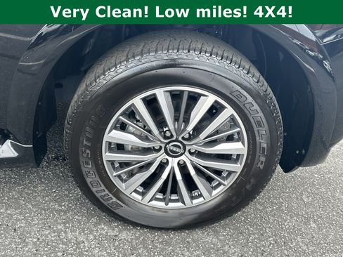 Used 2024 Nissan Armada SL w/ Captain's Chairs Package image 14