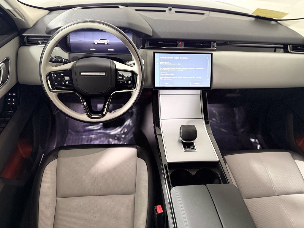 Used 2025 Land Rover Range Rover Velar S AWD/4WD image 11