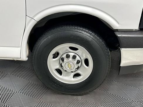 Used 2024 Chevrolet Express 2500 w/ Driver Convenience Package image 25