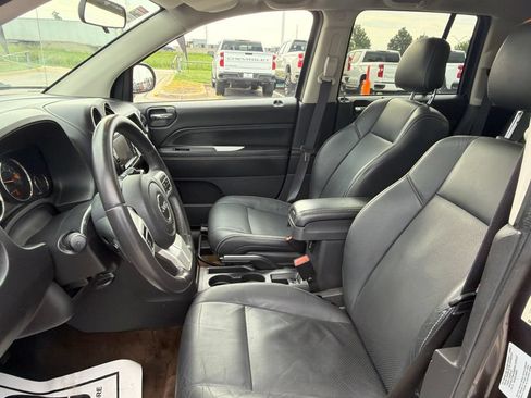 Used 2015 Jeep Compass High Altitude AWD/4WD image 19