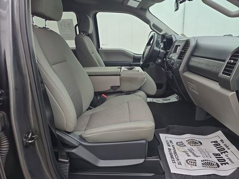 Used 2020 Ford F250 XL w/ STX Appearance Package image 35