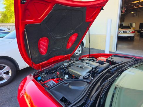 Used 2005 Jaguar XK8 Coupe image 32