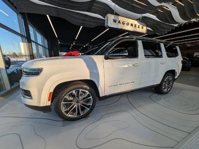 New 2025 Jeep Grand Wagoneer Series III w/ HD Trailer Tow Package