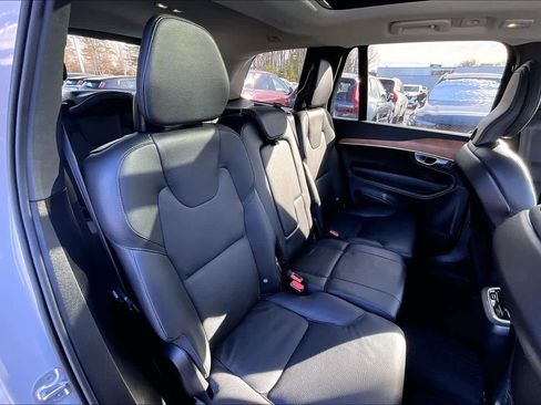 Certified 2024 Volvo XC90 B6 Plus image 19