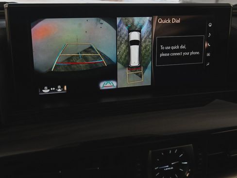 Used 2021 Lexus LX 570 4WD w/ Sport Package image 26