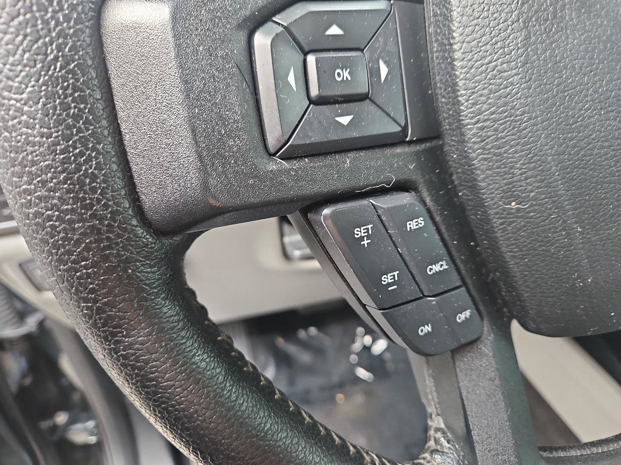Used 2015 Ford F150 XLT w/ Equipment Group 302A Luxury AWD/4WD image 26