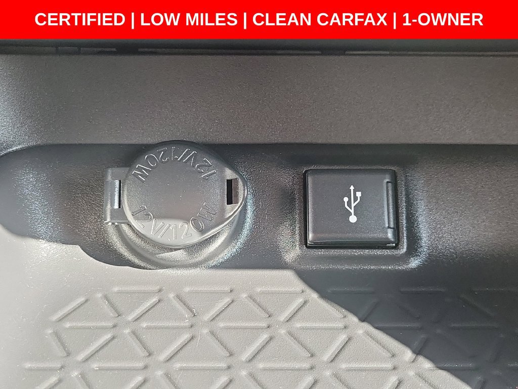 Used 2022 Toyota RAV4 LE AWD/4WD image 30