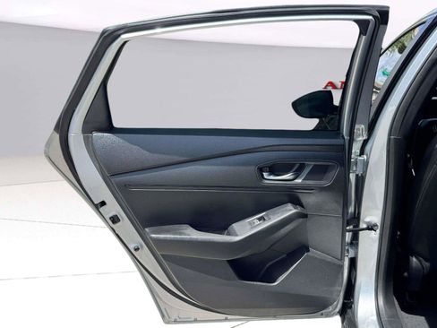 Used 2024 Honda Accord Sport image 37