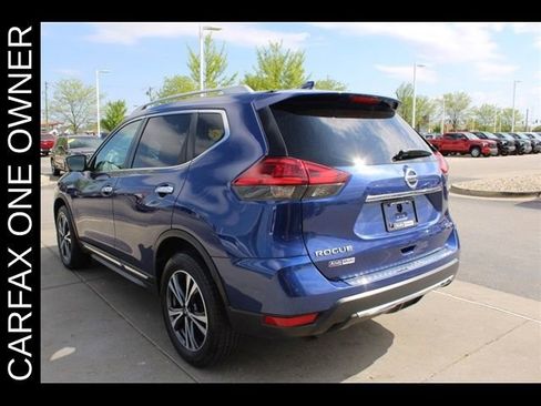 Used 2017 Nissan Rogue SL w/ SL Premium Package AWD/4WD image 5